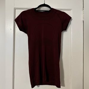 Lululemon short sleeve swiftly size 6 waist length